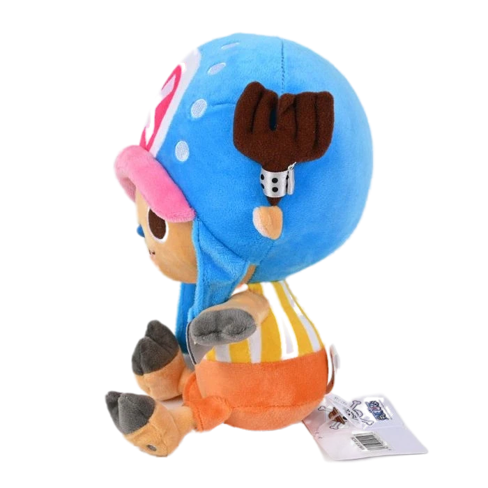 Peluche Chopper New World 45 cm – One Piece – vue de trois-quarts arrière